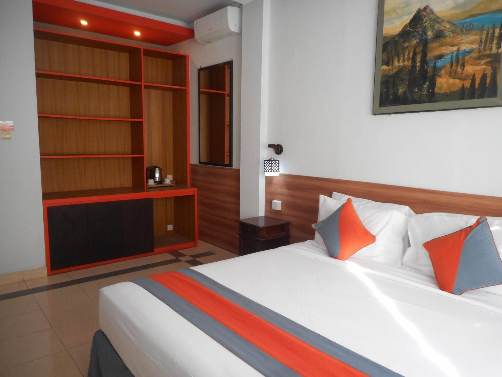 Grand Sinar Indah Hotel Легиан Екстериор снимка