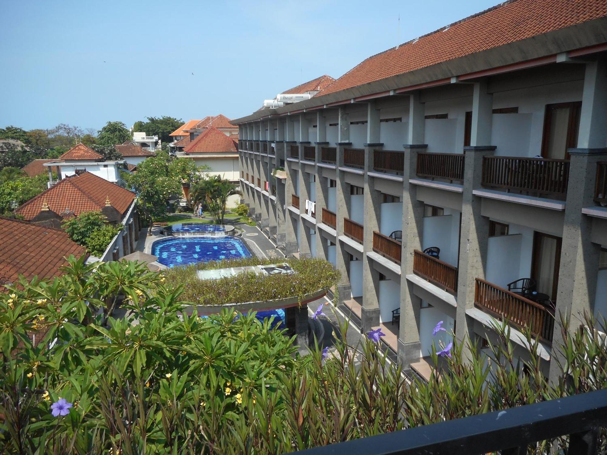 Grand Sinar Indah Hotel Легиан Екстериор снимка