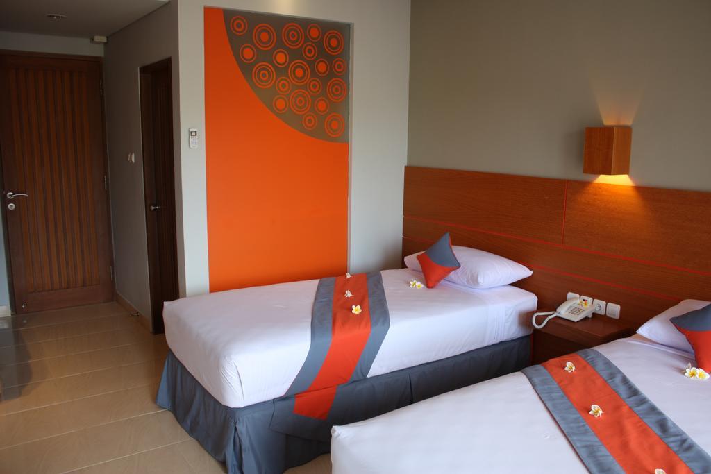 Grand Sinar Indah Hotel Легиан Екстериор снимка